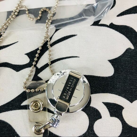 5 for $25| Custom made Betty Boop retractable badge holder - Picture 5 of 5